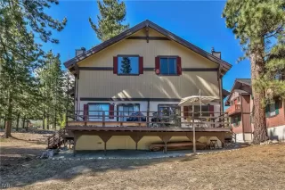 Photo #2: 1004249 Listing