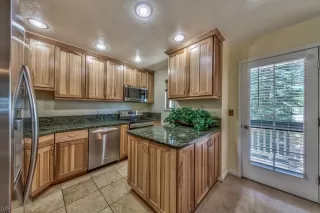 Photo #6: 1004282 Listing 