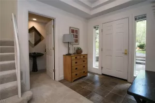 Photo #6: 1004294 Listing 