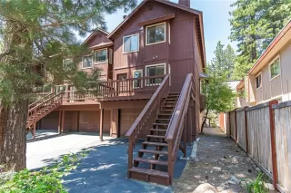 Photo #1: 1004377 Listing