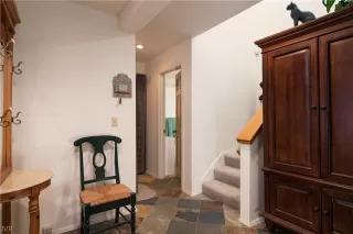 Photo #1: 1004389 Listing