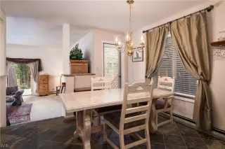 Photo #2: 1004389 Listing