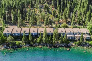 Photo #4: 1004427 Listing