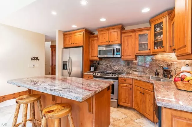 MLS: 1004473 Condo For Sale