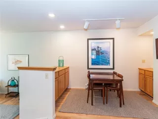 Photo #1: 1004489 Listing