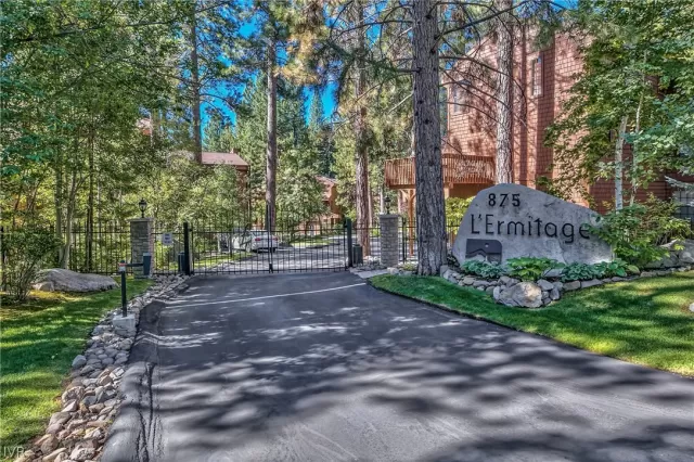 MLS: 1004531 Condo For Sale