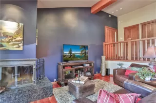 Photo #3: 1004540 Listing