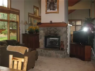 Photo #5: 1004592 Listing 