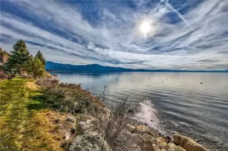 Photo #3: 1004694 Listing