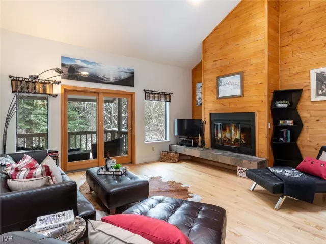 MLS: 1004697 Condo For Sale