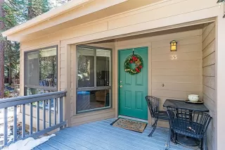 Photo #3: 1004698 Listing