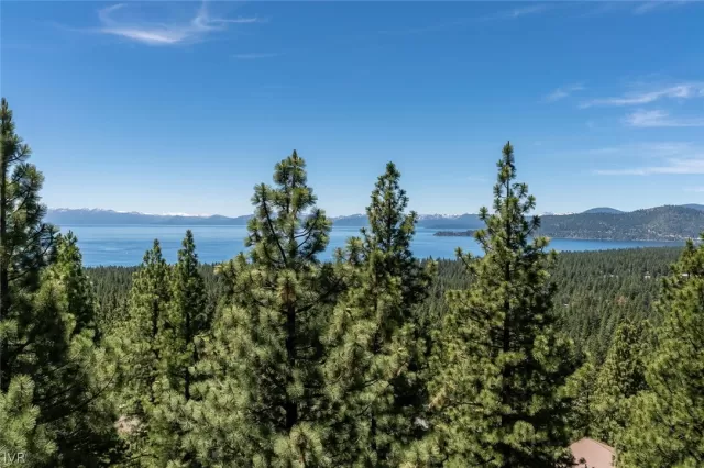 MLS: 1004744 Condo For Sale