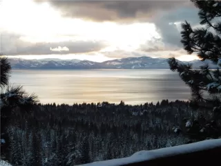 Photo #1: 1004748 Listing