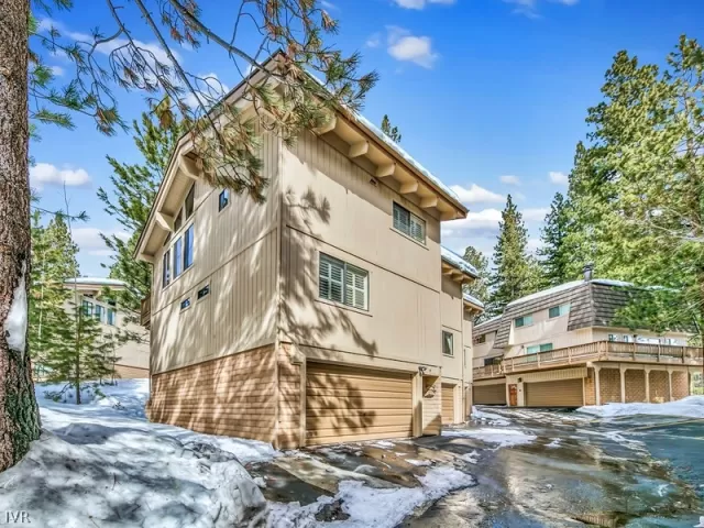 MLS: 1004799 Condo For Sale