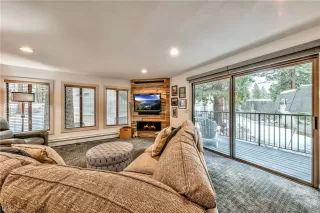 Photo #1: 1004823 Listing