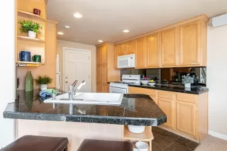 Photo #3: 1004849 Listing 