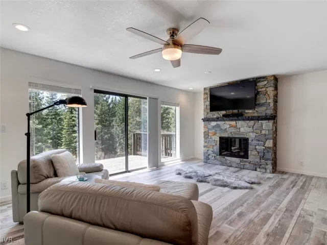 MLS: 1005986 Condo For Sale