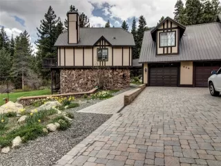 Photo #1: 1005986 Listing