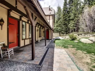 Photo #3: 1005986 Listing