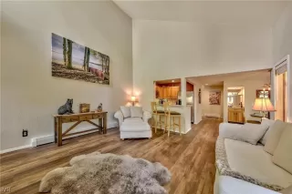 Photo #6: 1005990 Listing