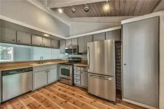 Photo #3: 1005995 Listing 