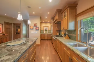 Photo #6: 1006010 Listing 