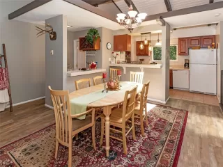 Photo #3: 1006019 Listing