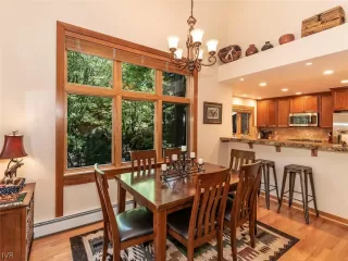 Photo #4: 1006023 Listing