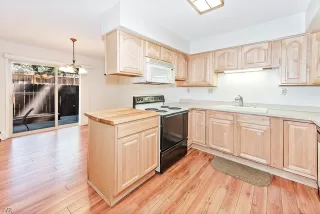 Photo #6: 1006037 Listing 