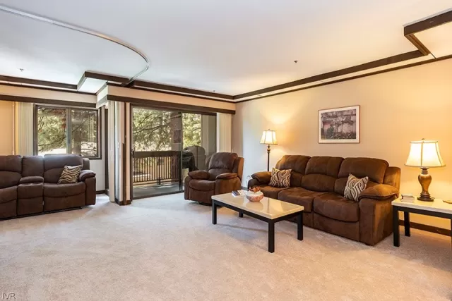 MLS: 1006049 Condo For Sale