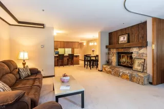 Photo #4: 1006049 Listing