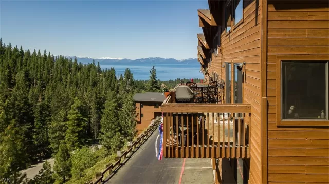 MLS: 1006071 Condo For Sale