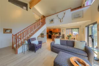 Photo #4: 1006071 Listing