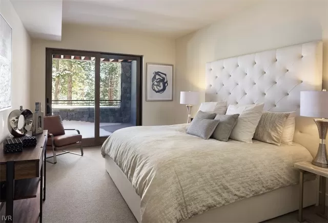 MLS: 1006084 Condo For Sale
