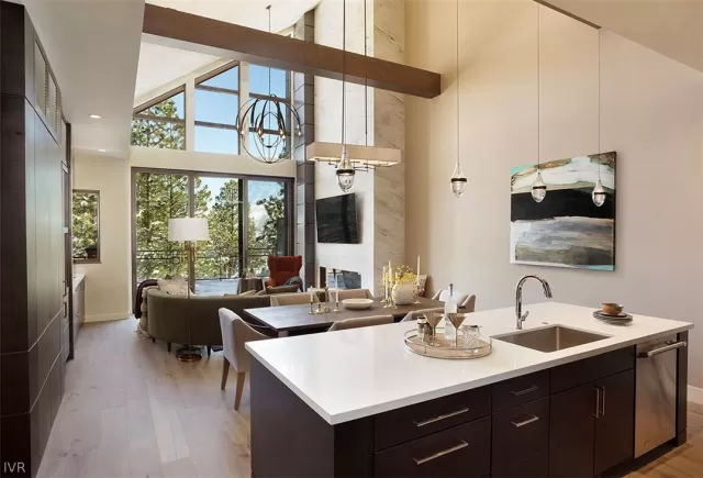 MLS: 1006090 Condo For Sale