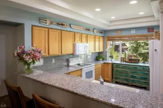 Photo #2: 1006110 Listing 