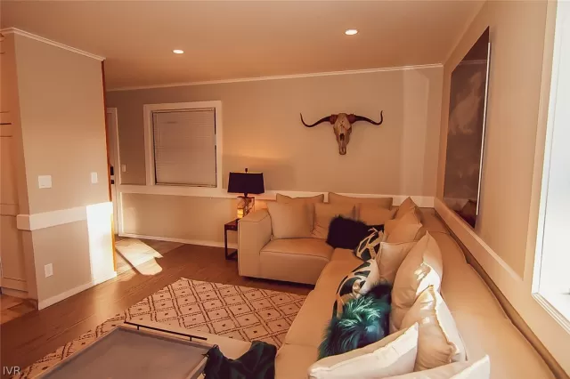 MLS: 1006162 Condo For Sale