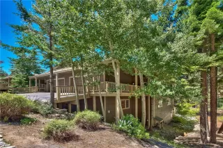More Details about MLS # 1006182 : 306 SKI WAY 306