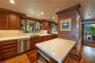 Photo #2: 1006216 Listing 