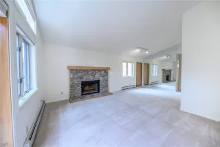 Photo #5: 1006219 Listing