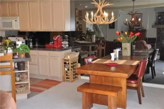 Photo #6: 1006263 Listing 