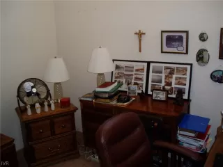 Photo #4: 1006292 Listing