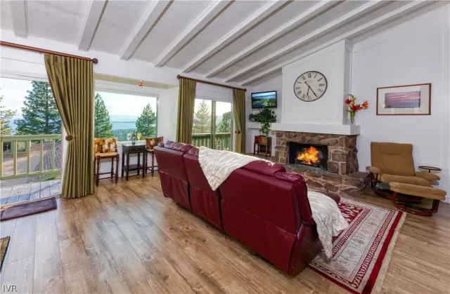 MLS: 1006308 Condo For Sale