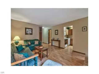 Photo #4: 1006326 Listing 