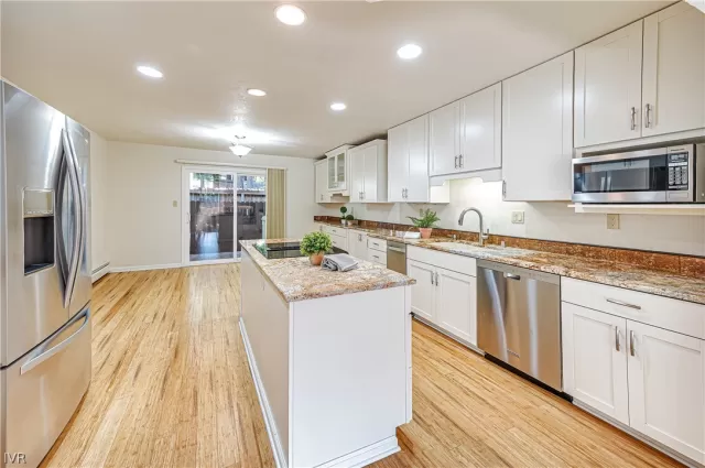 MLS: 1006381 Condo For Sale