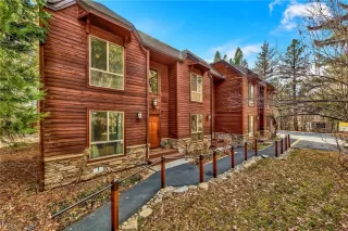 Photo #1: 1006436 Listing 
