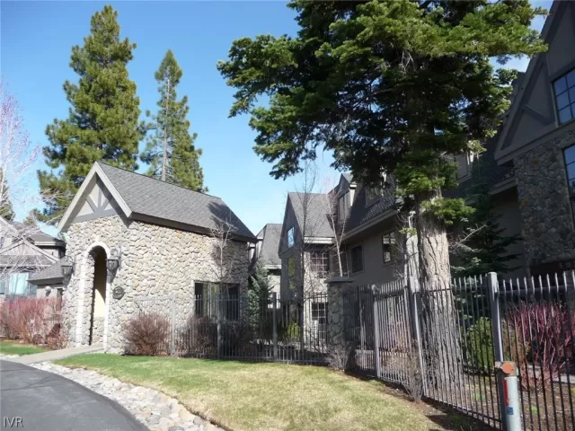 MLS: 1006462 Condo For Sale