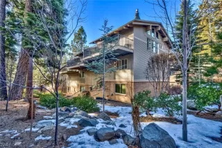 Photo #1: 1006477 Listing