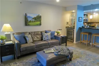 Photo #1: 1006497 Listing