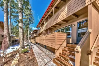 Photo #1: 1006498 Listing